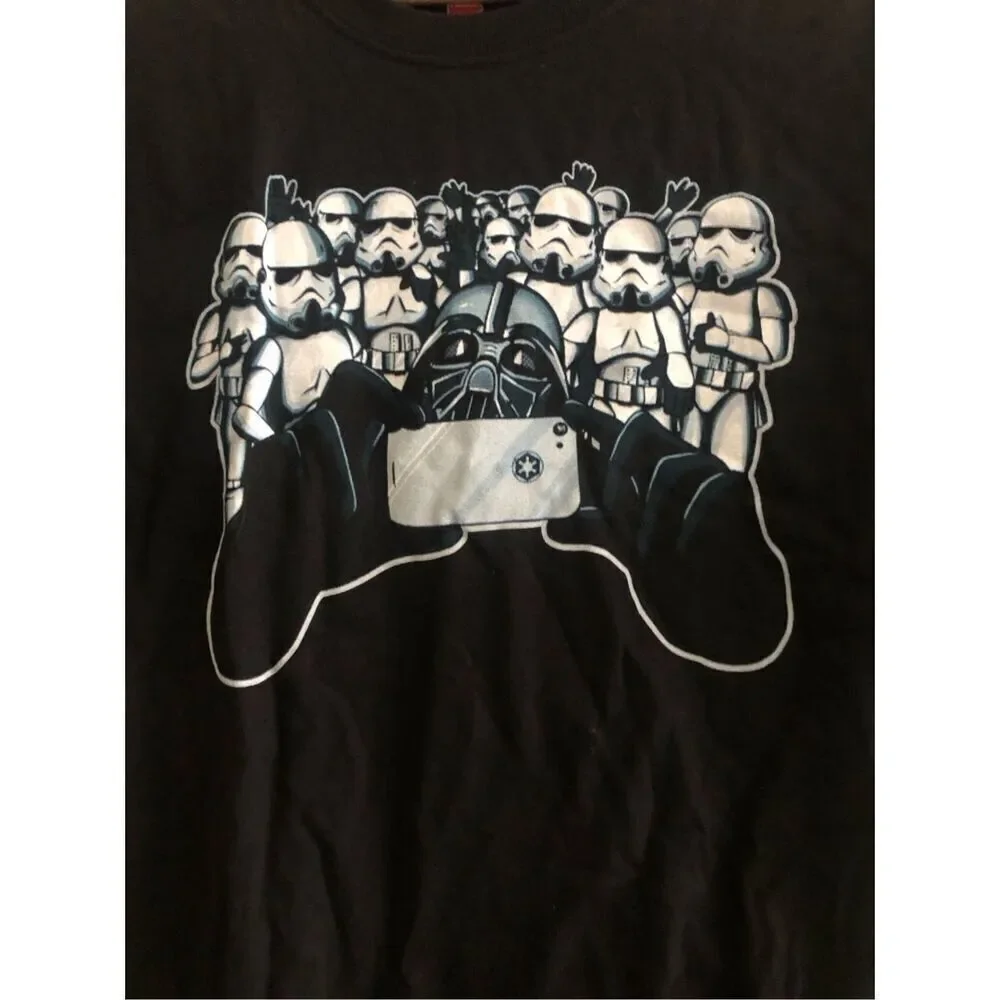 Star Wars Storm Trooper x Darth Vader Selfie Tshirt Men’s Size Large